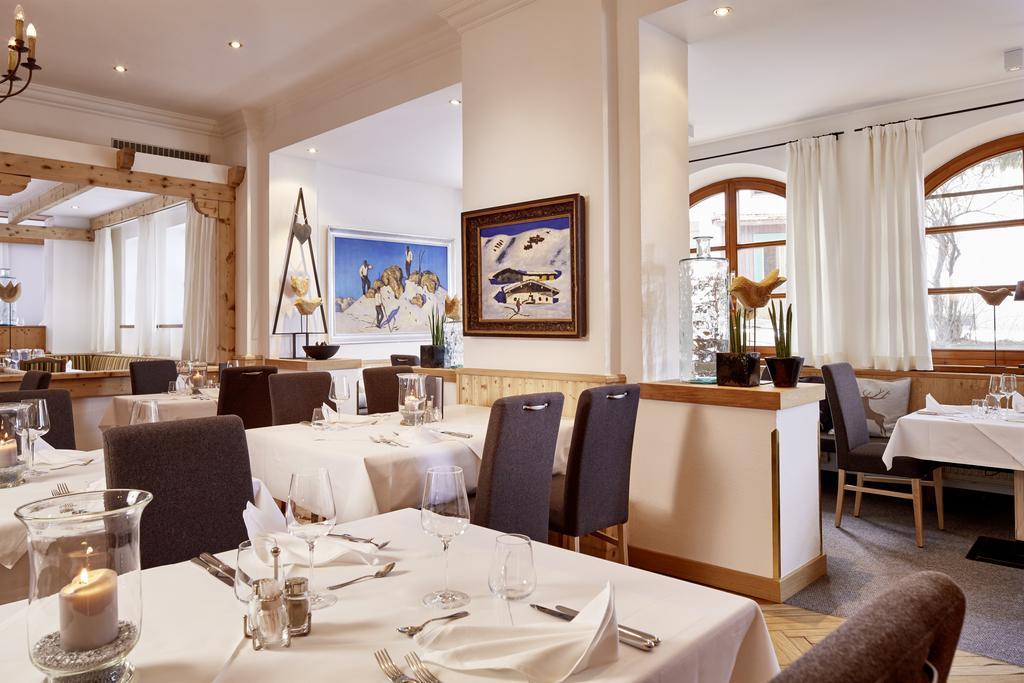 Der Gruene Baum Mountain Boutique Hotel 埃尔瓦尔德 外观 照片