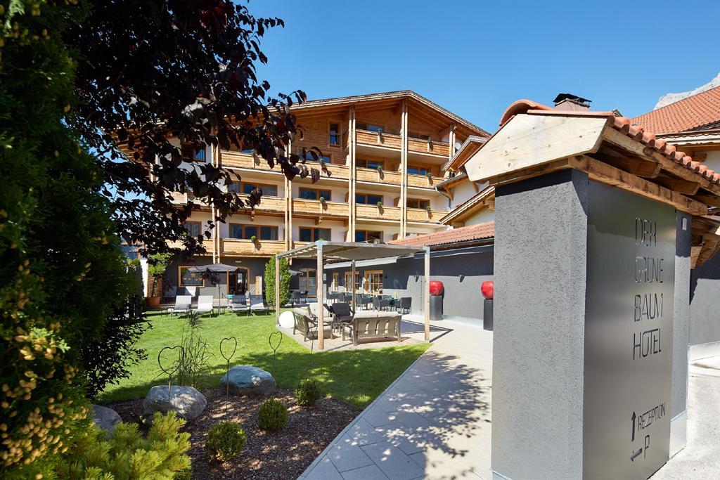 Der Gruene Baum Mountain Boutique Hotel 埃尔瓦尔德 外观 照片
