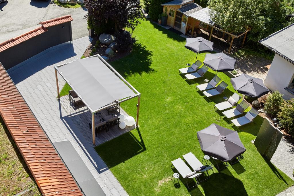 Der Gruene Baum Mountain Boutique Hotel 埃尔瓦尔德 外观 照片