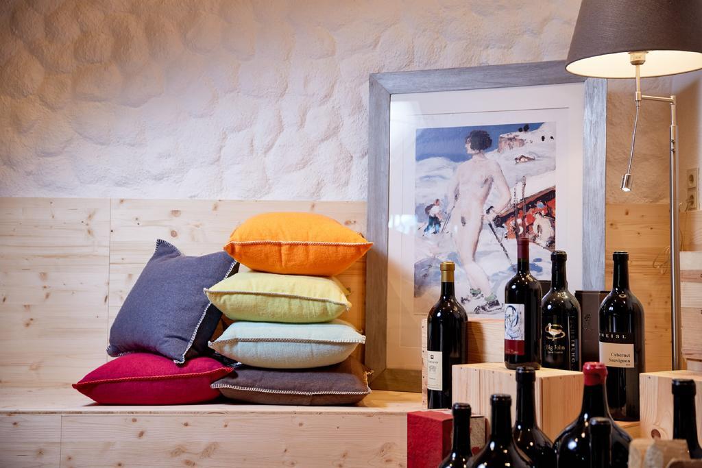 Der Gruene Baum Mountain Boutique Hotel 埃尔瓦尔德 外观 照片